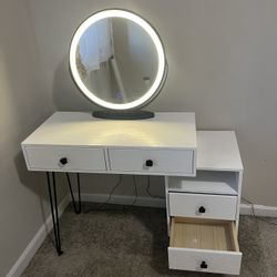 White Vanity Mirror And Desk