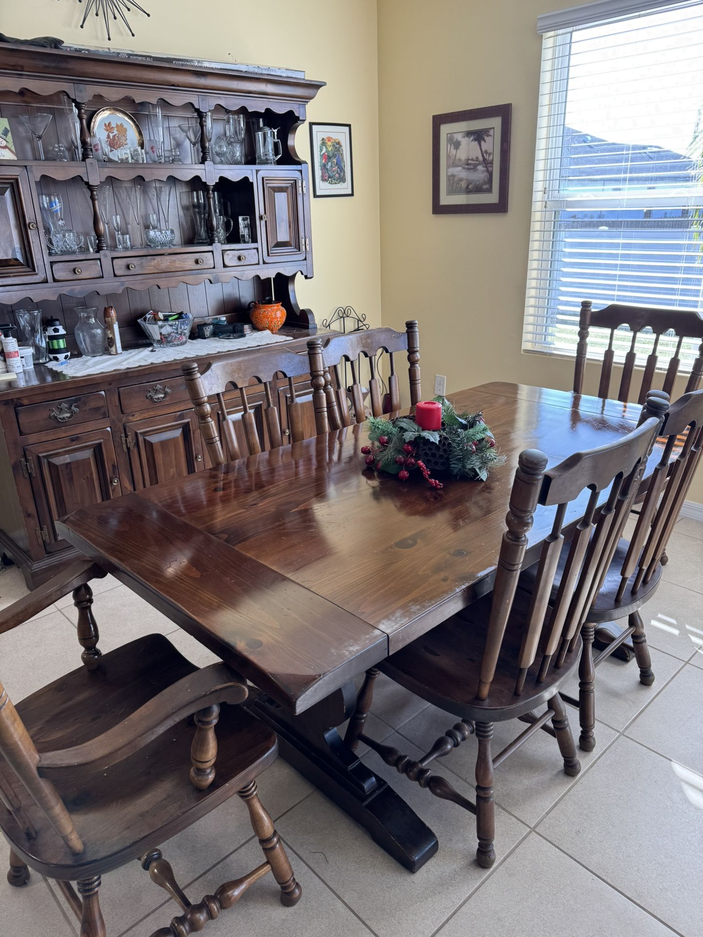 6’ Extends To 8’ Dinning Table 6 Chairs And Hutch