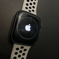 Apple Watch Series 5 44m Nike Edition 