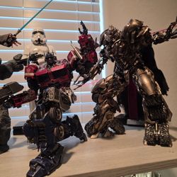 Threezero DLX Transformers 