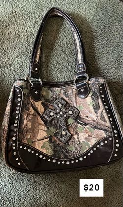 Camo Western Handbag with Cross Detail
