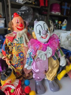 Collectibles  items Clowns etc.