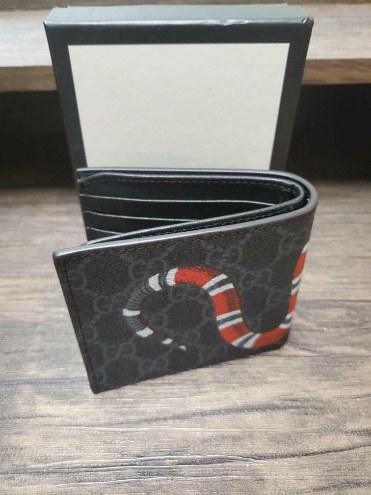 Mens Gucci Wallet Monogram Snake Bi-Fold GG Wallet Authentic for Sale in  Thornwood, NY - OfferUp