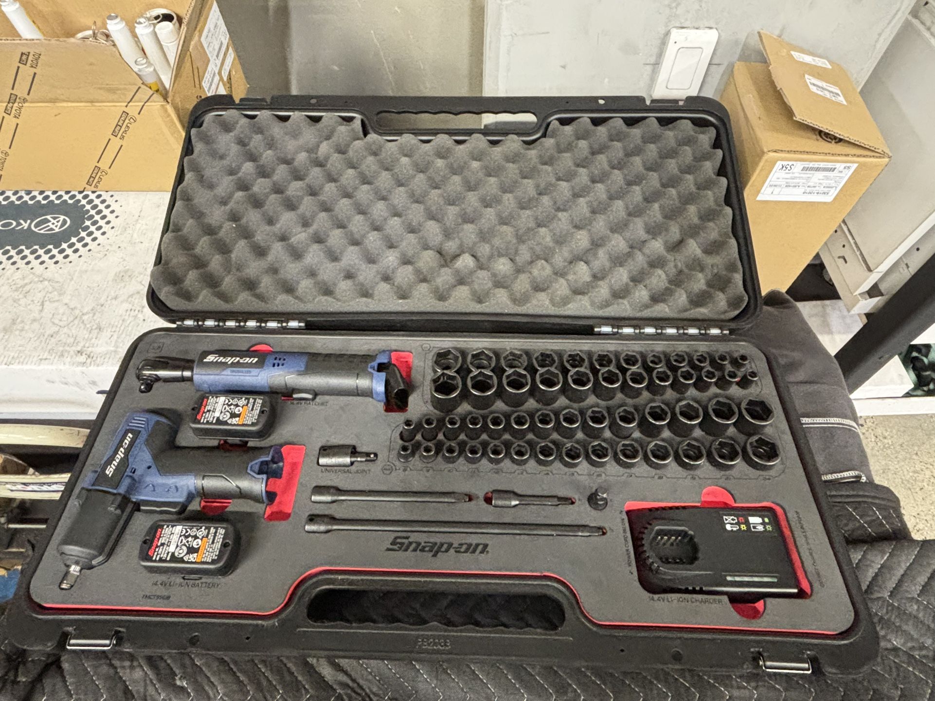 Snap On 3/8th Complete Impact Set