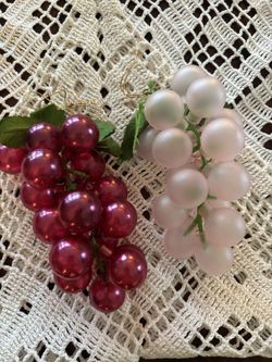 #2412- 2 Hanging Grapes Christmas Ornaments 
