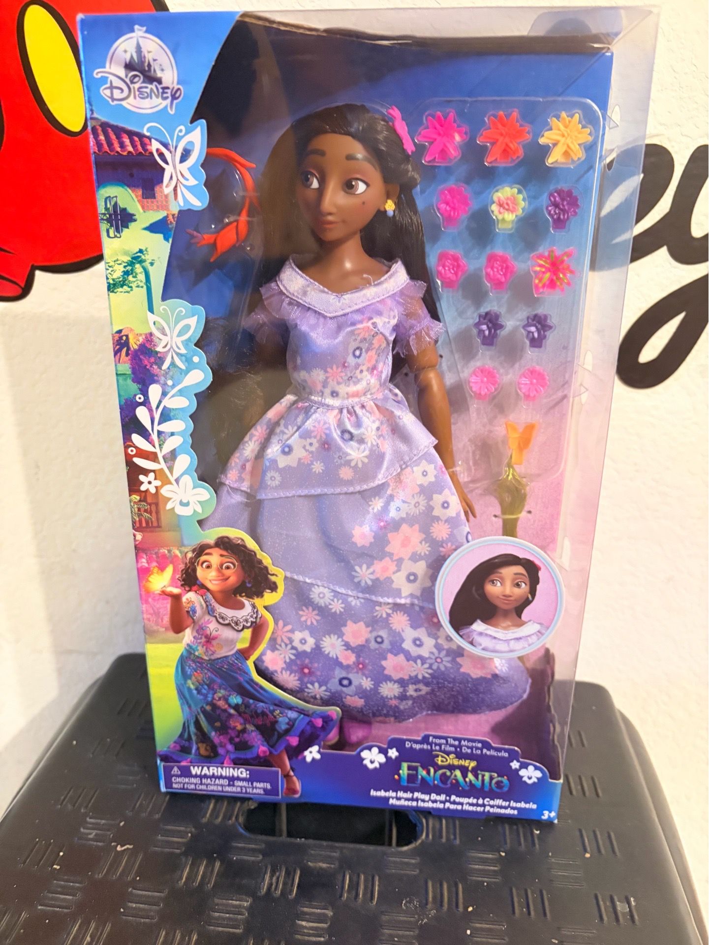 Disney Encino, Isabella doll