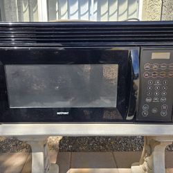 Free microwave FOR PARTS