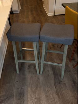 Bar or kitchen stools
