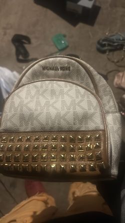 Hand bag