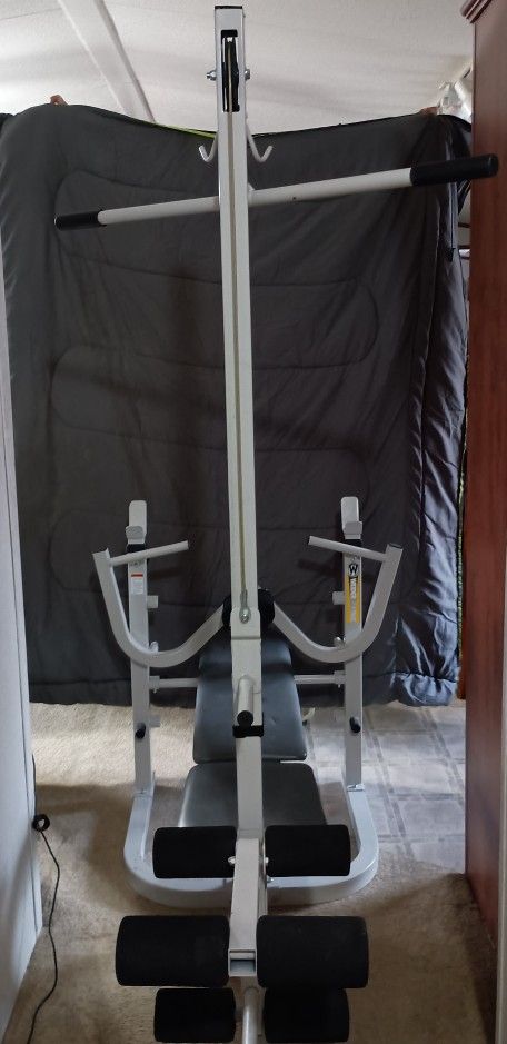Weider Bench Press With Accessories 