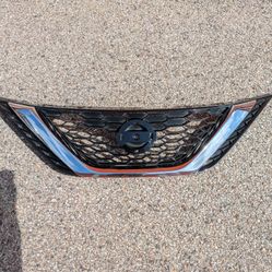 2016-2019 OEM Nissan Sentra front Grille