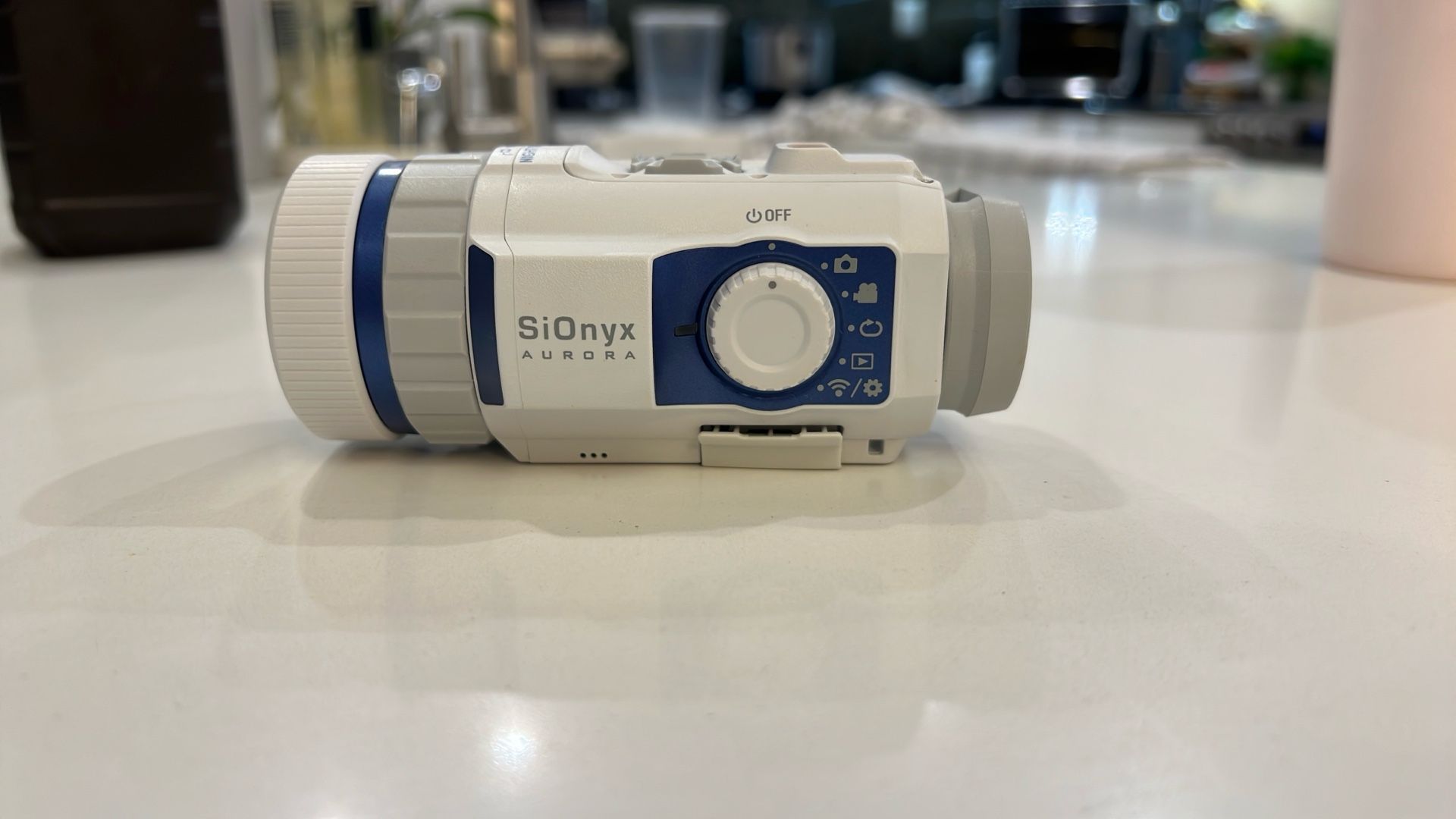 Night Vision Camera SiOnyx Aurora