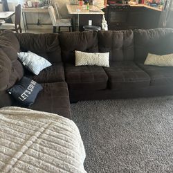 Sectional Couches 