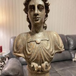 Queen Statue Bust