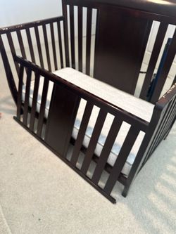 Solid wood, convertible, crib/toddler bed with mattress