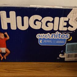 huggies 