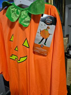Pumpkin Capelet