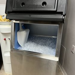 Commercial Ice Machine 