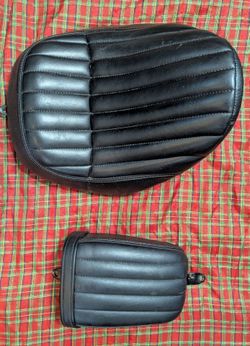 Harley Davidson Street Bob FXBBS/FXBBS Rider & Passenger Seat
