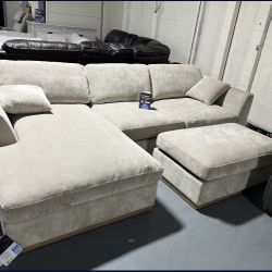 🛋️✨ Henredon Caley Reversible Sofa Chaise with Ottoman ✨