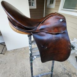 Saddle
