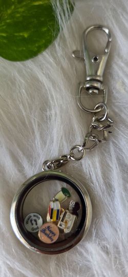 Silver Toned Stainless Steel Memory Locket Keychain feat floating charms