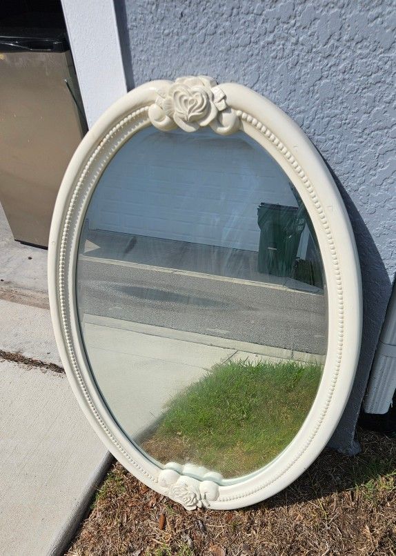 Disney Princess Collection Oval Mirror
