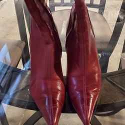 Chicago Red Heels