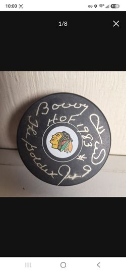 Bobby Hull HOF 1983 The Golden Jet Autographed Blackhawks NHL Hockey Puck- C.O.A