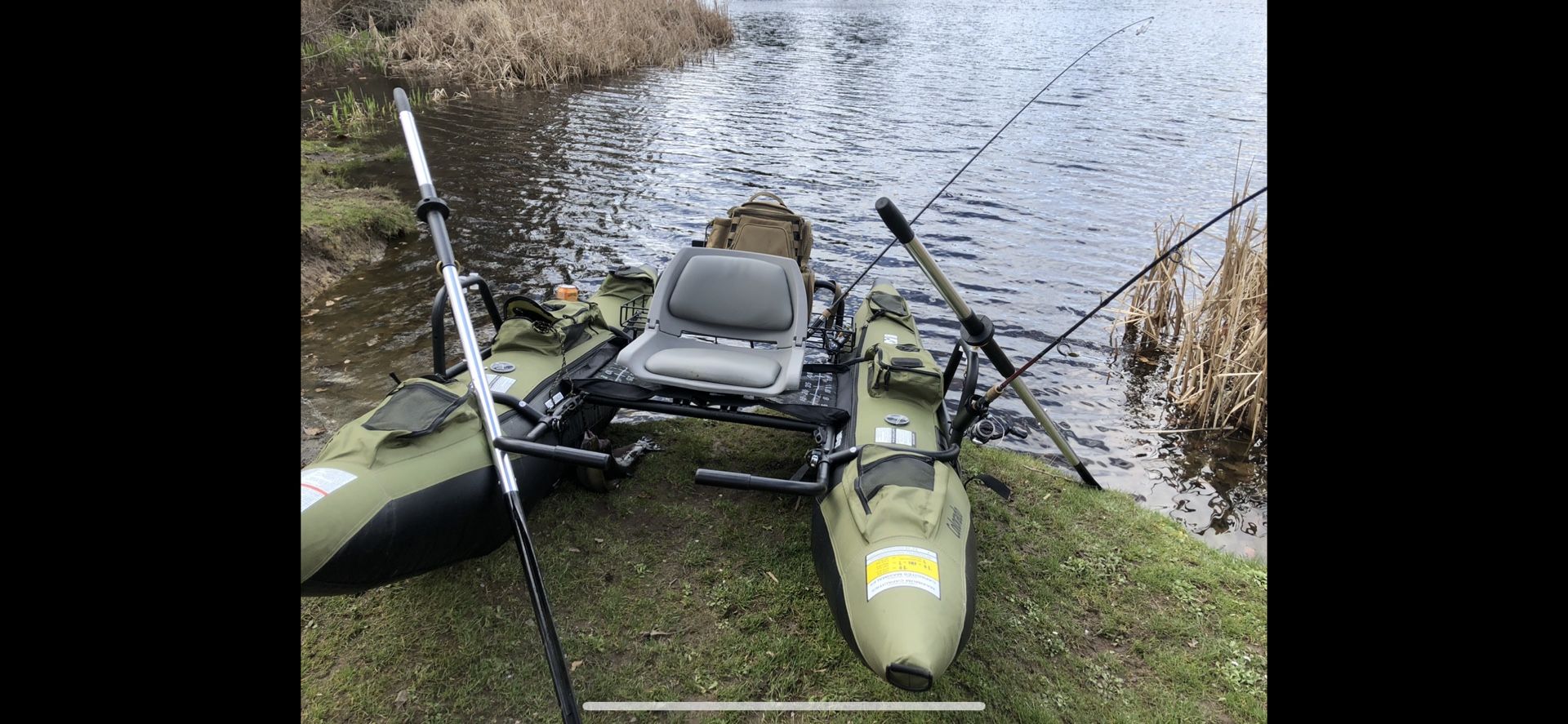 Pontoon Boat