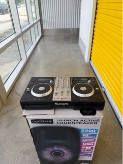 Music 🎶 DJ$250 both for two hundred and fifty