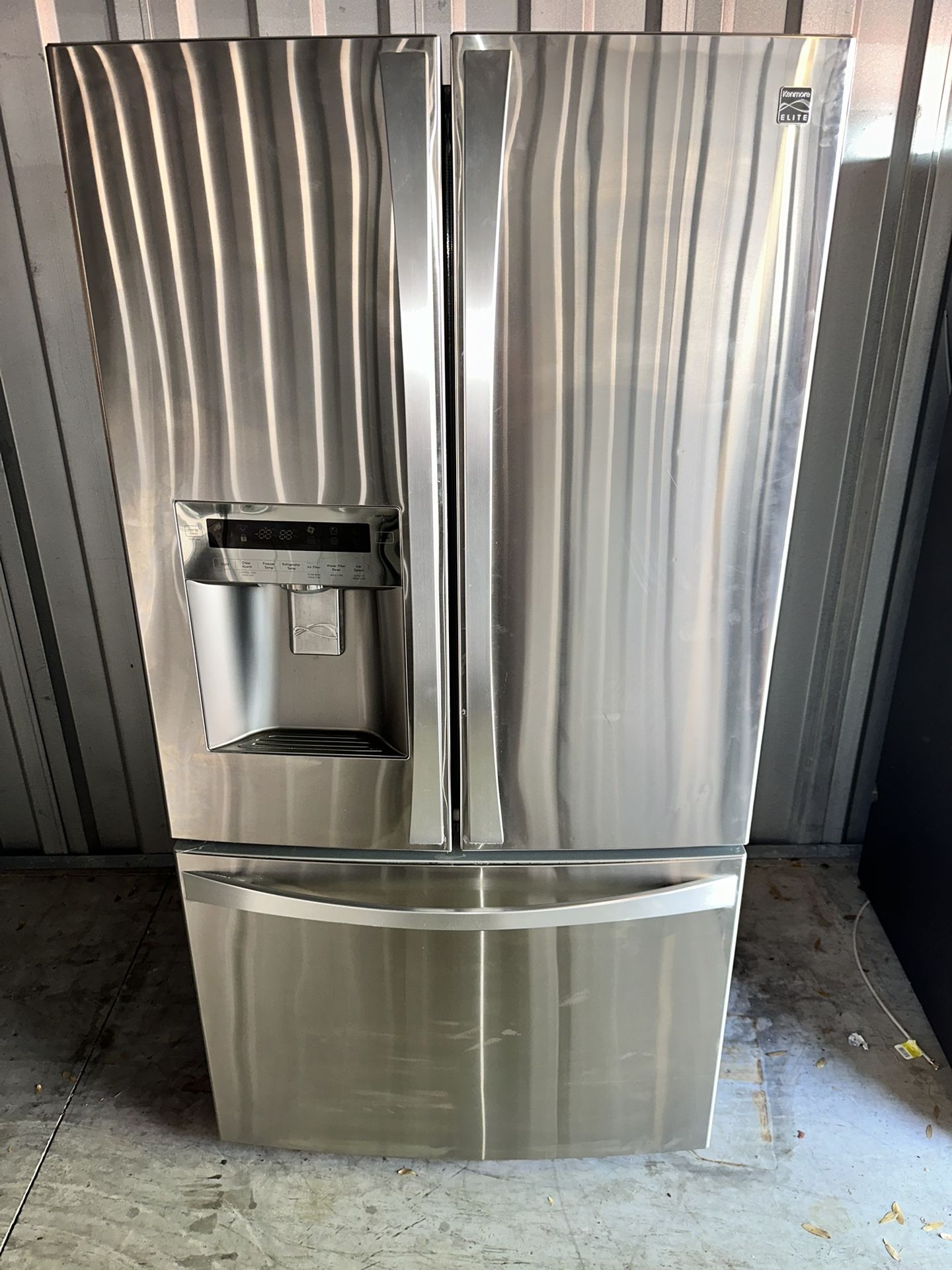 Kenmore refrigerator for sale with a 3-month warranty
