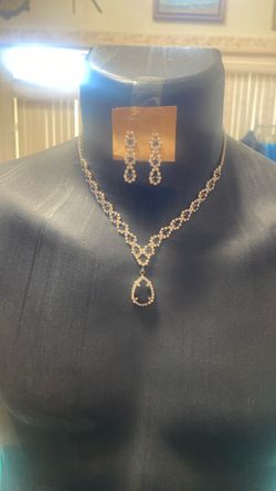 Neckless and earrings black Onyx