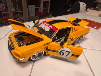 Toy 1967 Shelby GT-500KR - Nice !