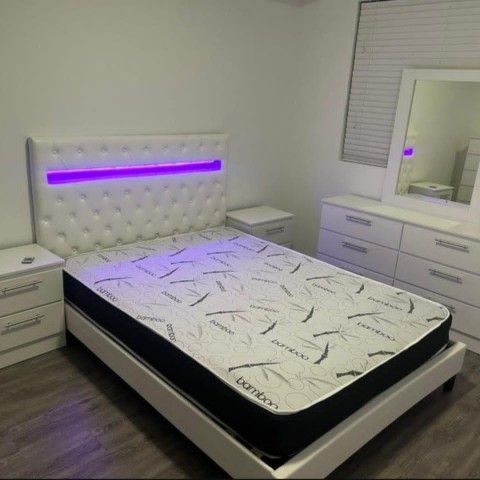 Bedroom Set Available In Black And White 