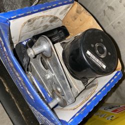 2007 Mercedes s550 ABS / ESP MODULE $200