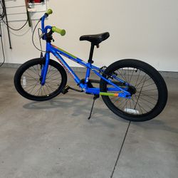 Like New 20” Cannondale Kids Bike