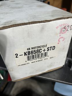 KB658C Pistons (only Pistons And Wristpins)