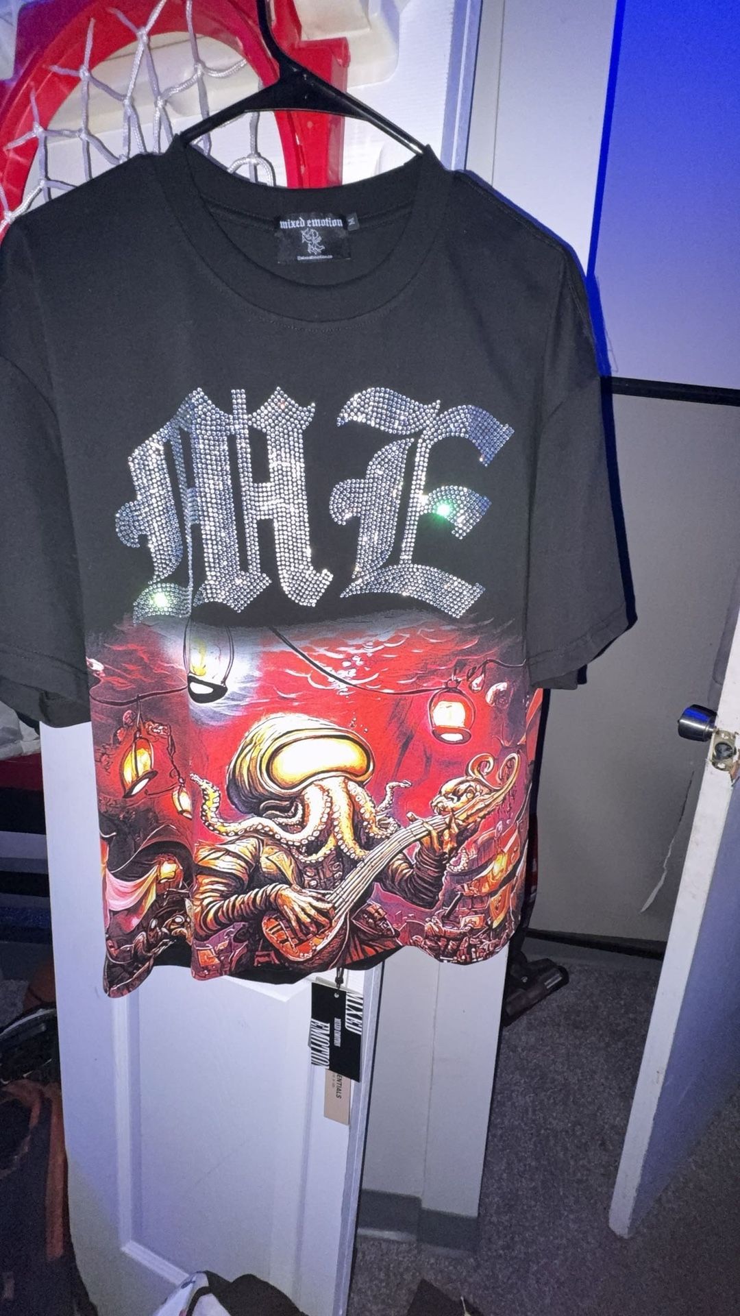 Mixed Emotion Shirt Size m