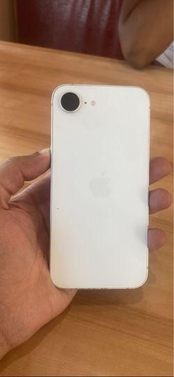 iPhone 16E