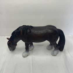 Schleich CLYDESDALE Grazing Mare Horse Animal Figure 2005 Retired 13605