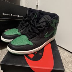 Pine Green 1’s Size 9.5