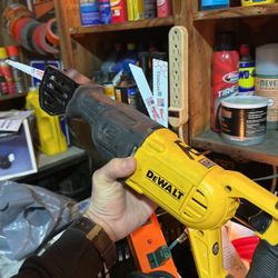 DeWalt Reciprocating Saw ( Sawzall )