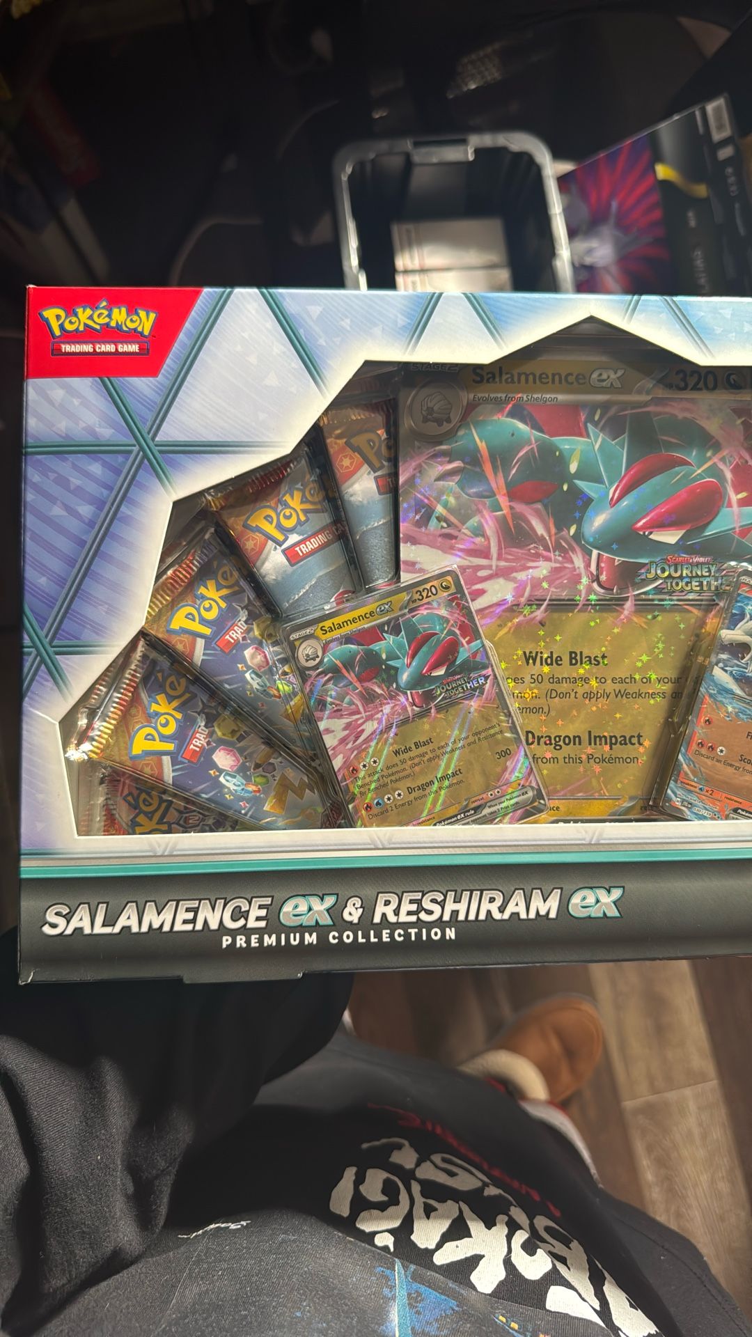 Salamanca Ex & Reshiram Ex Premium Collection
