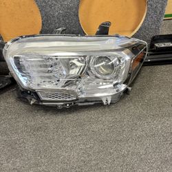 Original Head Lights 2023 Toyota Tacoma