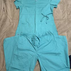 Women Scrub Set Size Small