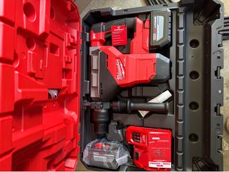 Milwaukee rotary hammer