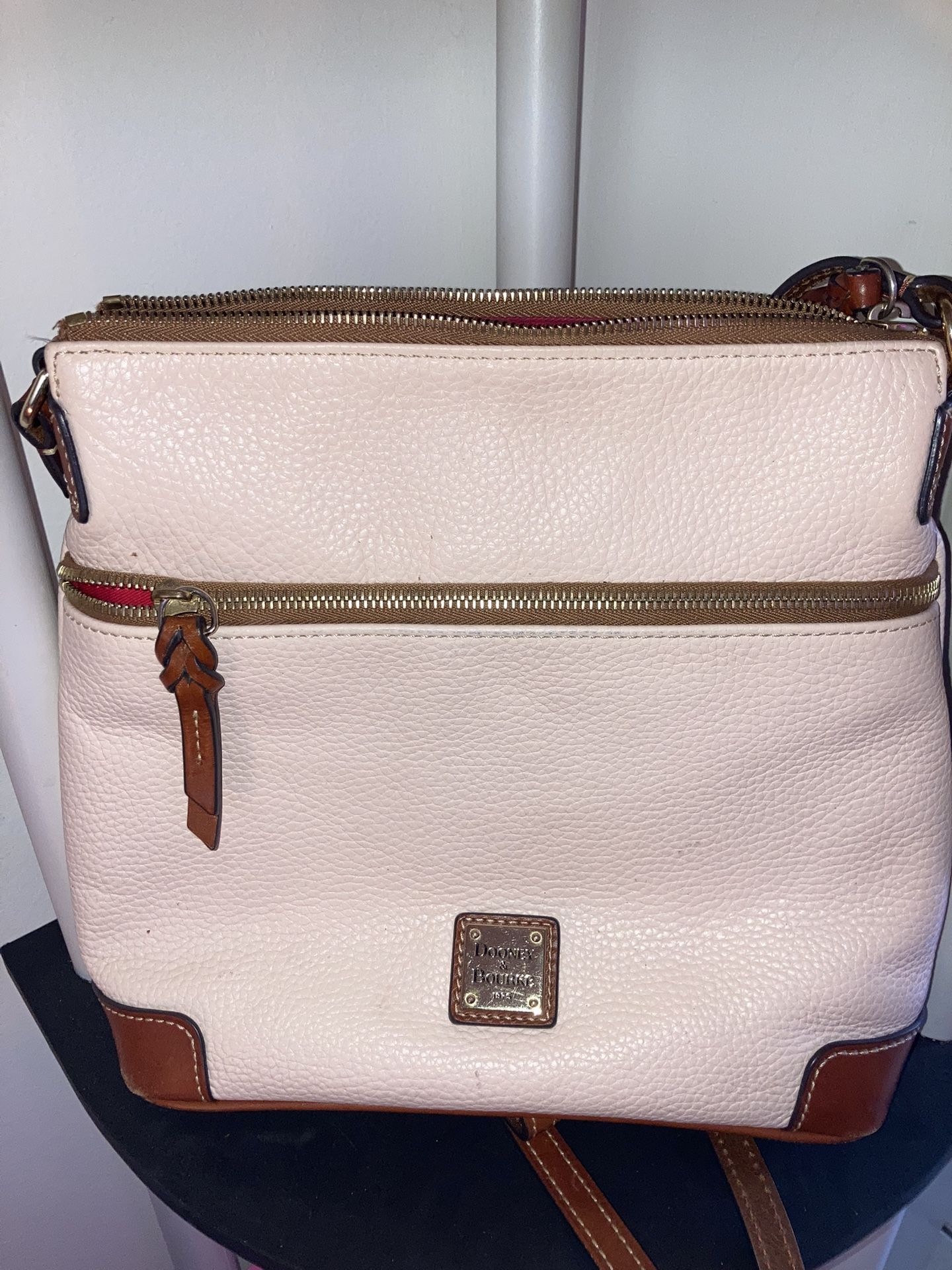 Dooney And Bourke Purse