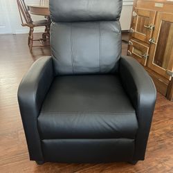Recliner With Vibration 