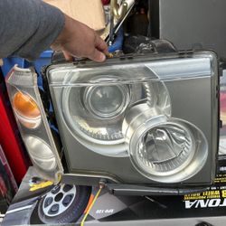 Land Rover Headlight 2003 